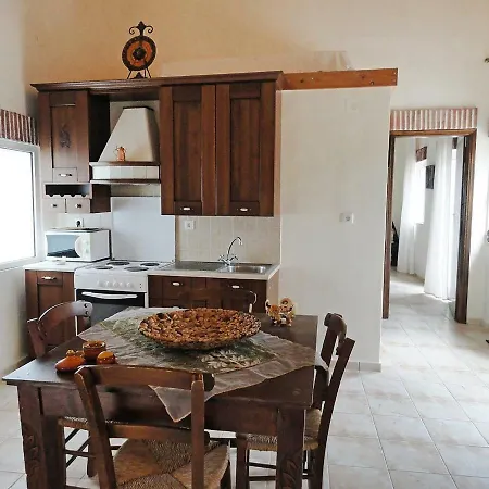 Arokaria Villa *